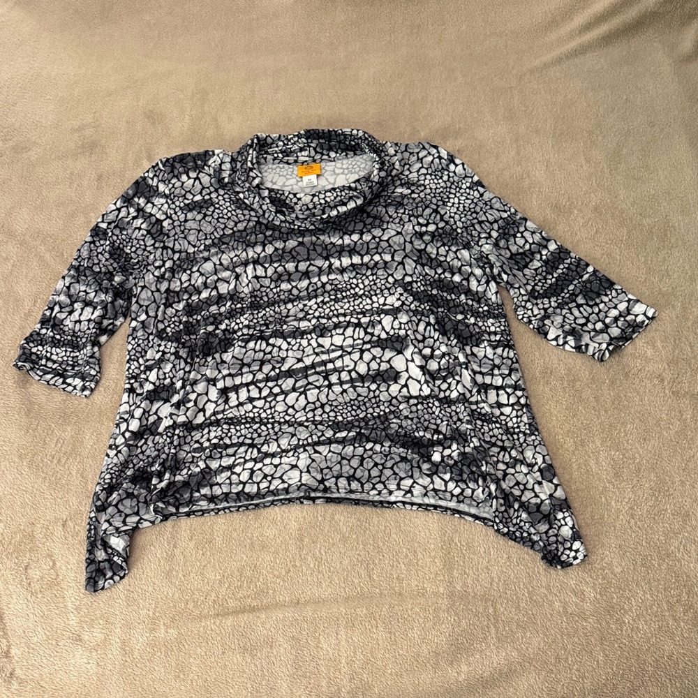 2X - Ruby Rd. Black and White Textured 3/4 Sleeve Blouse